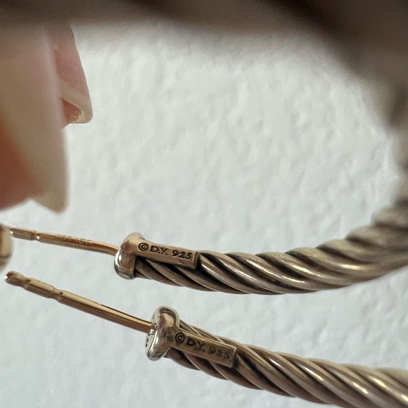 David Yurman Cable Silver Hoops - Picture 7 of 8